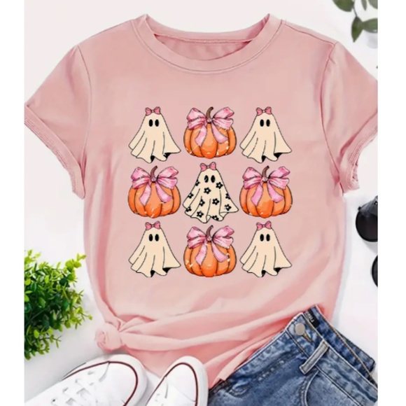 kelzposh Tops - Pink Halloween Bow T-shirt